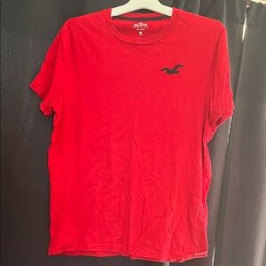Hollister Men's Bright Red Crewneck Tee with Navy Logo